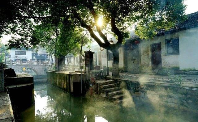 中國十大古鎮：體驗古色古香的古鎮韻味！