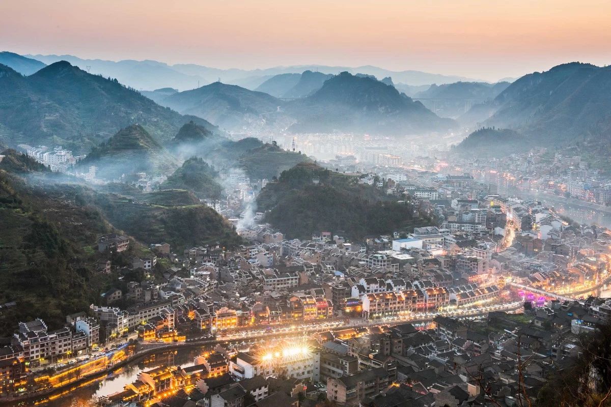 古鎮(zhèn)游玩，有一種說(shuō)走就走的旅行