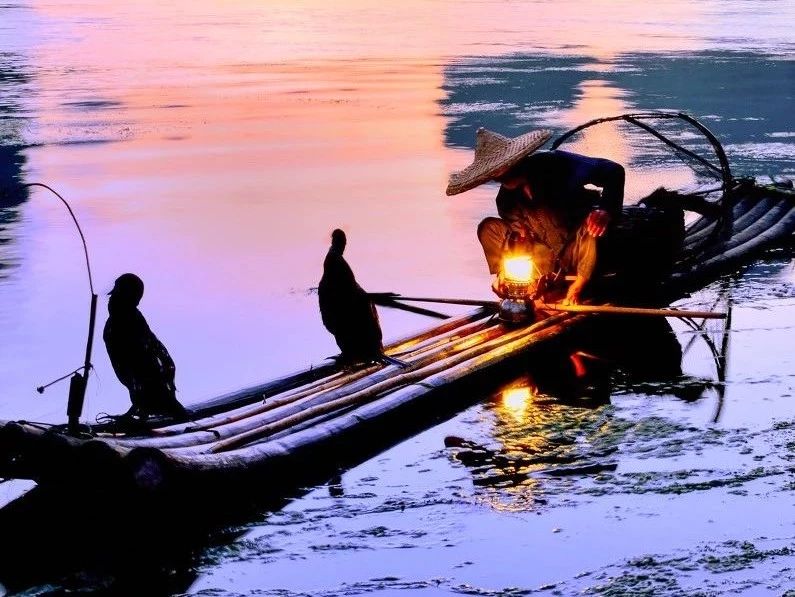 古鎮(zhèn)游玩，有一種說(shuō)走就走的旅行