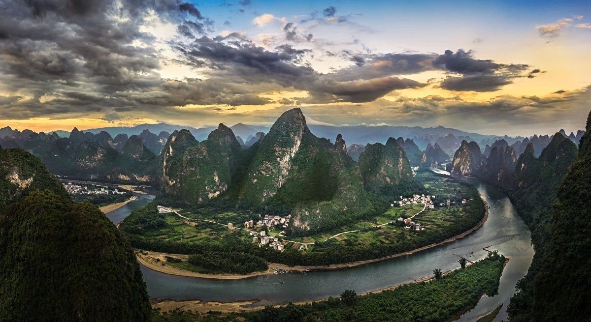 古鎮(zhèn)游玩，有一種說(shuō)走就走的旅行