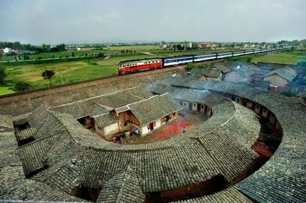 中國古建筑：逐漸消失的中國居民文化