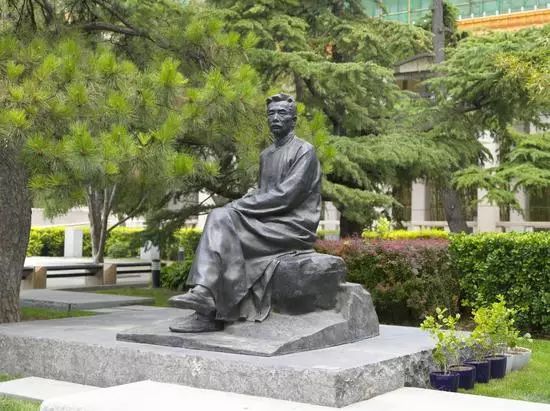 首屆全國雕塑藝術大展，雕塑講述的歷史，也許