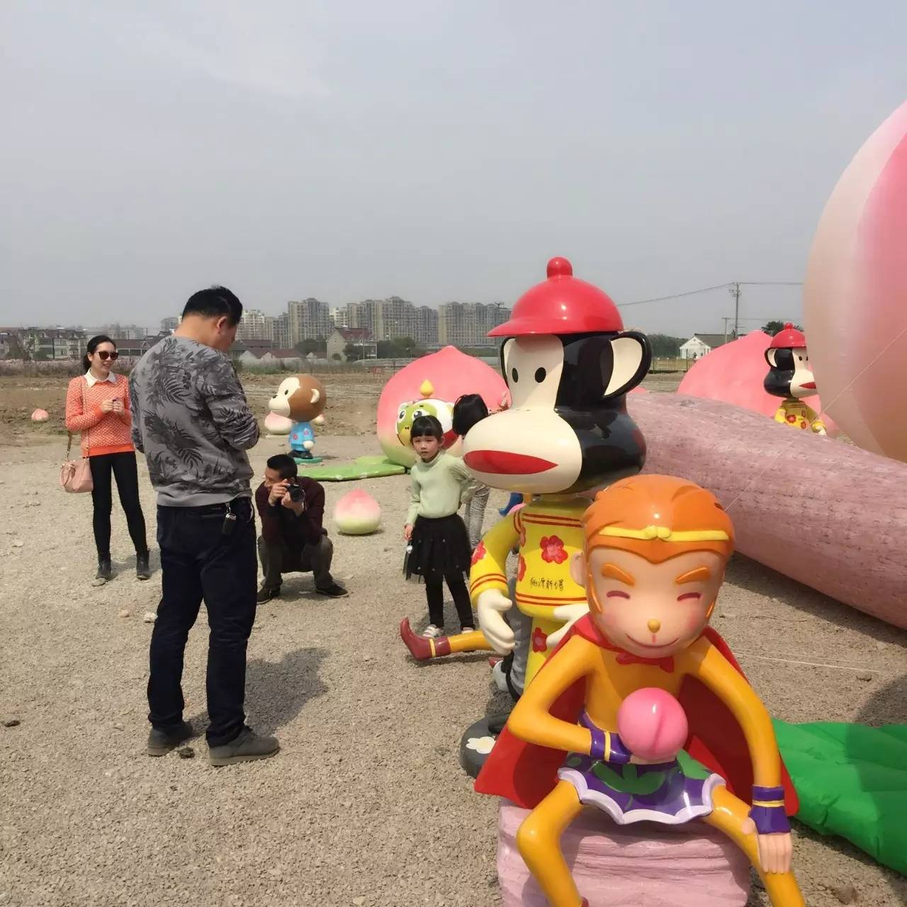 古鎮之外的新場，或許更有新意