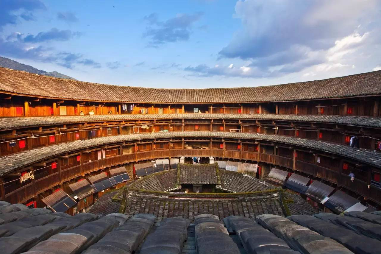 中國(guó)古建筑四大類(lèi)別 北京四合院徽州民居陜北窯