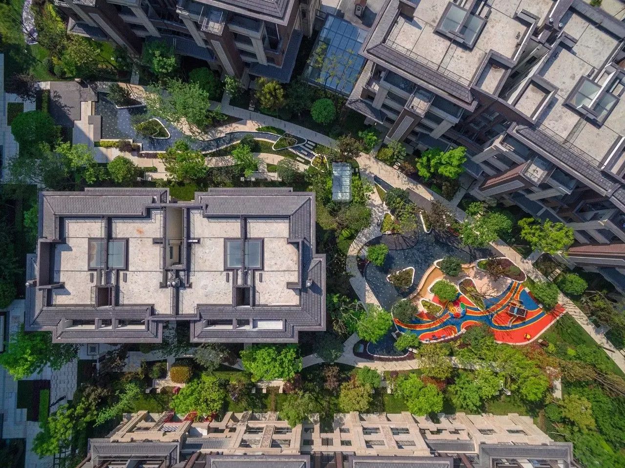 龍湖五維景觀·人文，歷史不說話全在建筑
