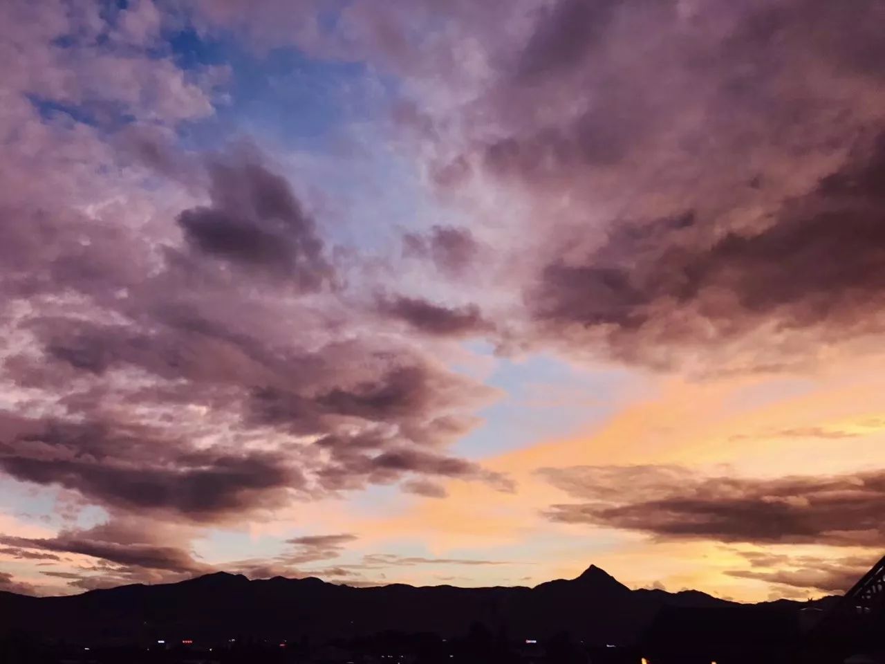 麗江束河·雲山南，相愛真的是一種奇跡