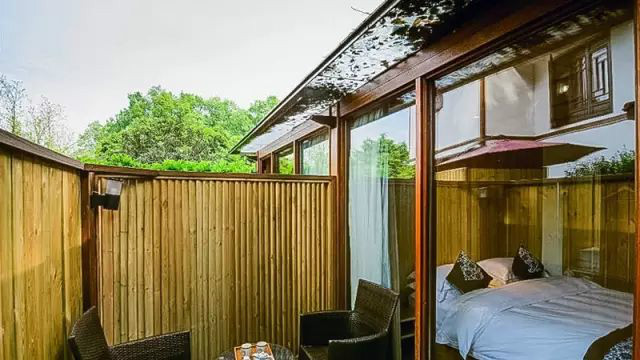 秋意正濃，與8家最美民宿一起相約杭州