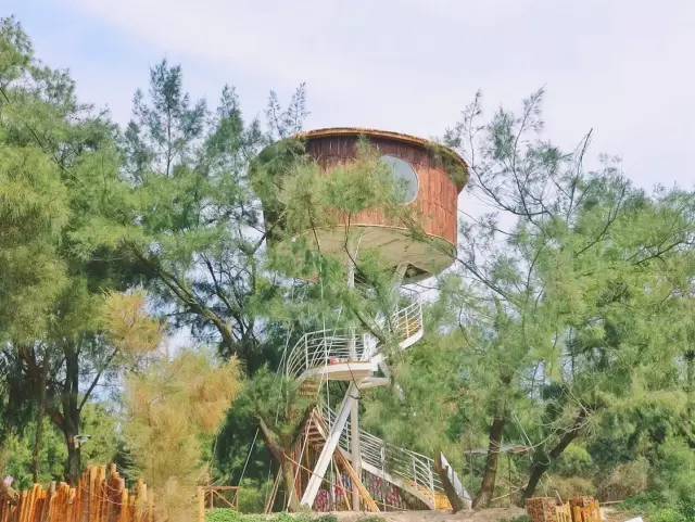 翡翠灣，在遼闊的海洋前做回無憂快樂的自我