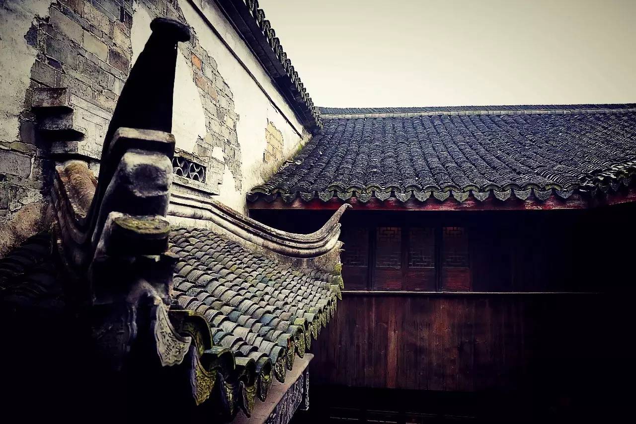 塘棲古鎮小茶姑娘，古鎮溪邊沐浴清風滌蕩心靈