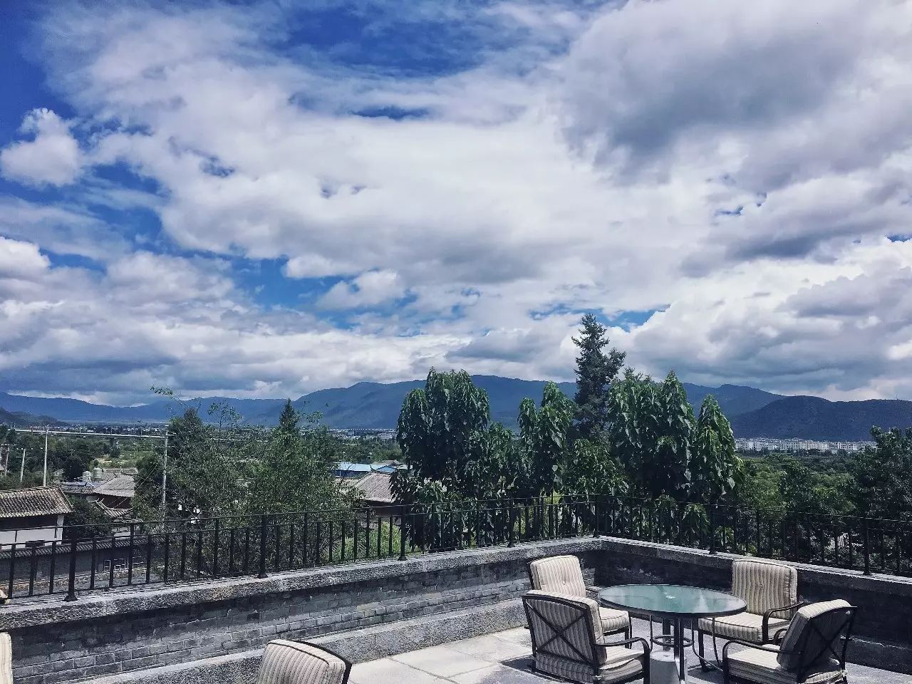 松贊麗江林卡，歷經千百年歲月流淌的歷史古建