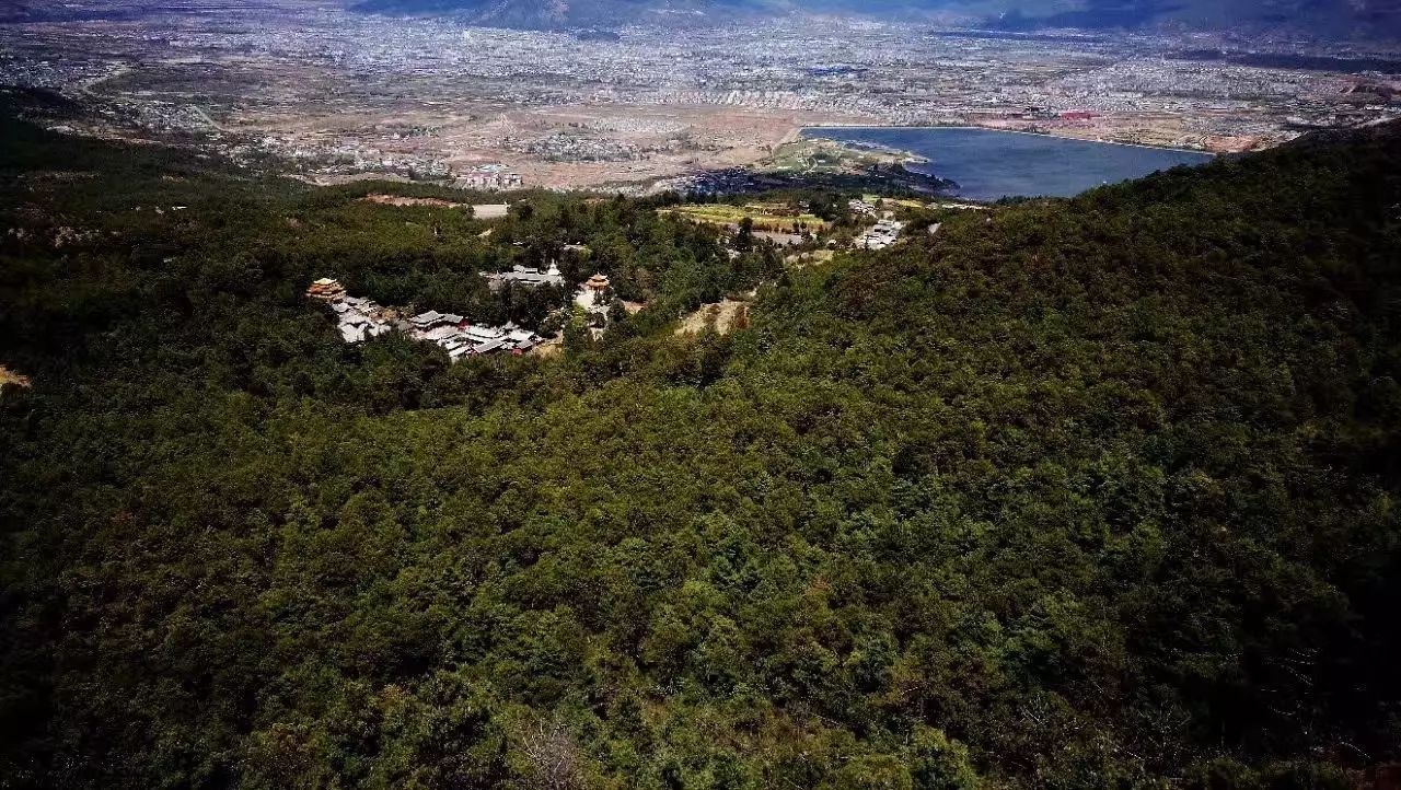 松贊麗江林卡，歷經千百年歲月流淌的歷史古建