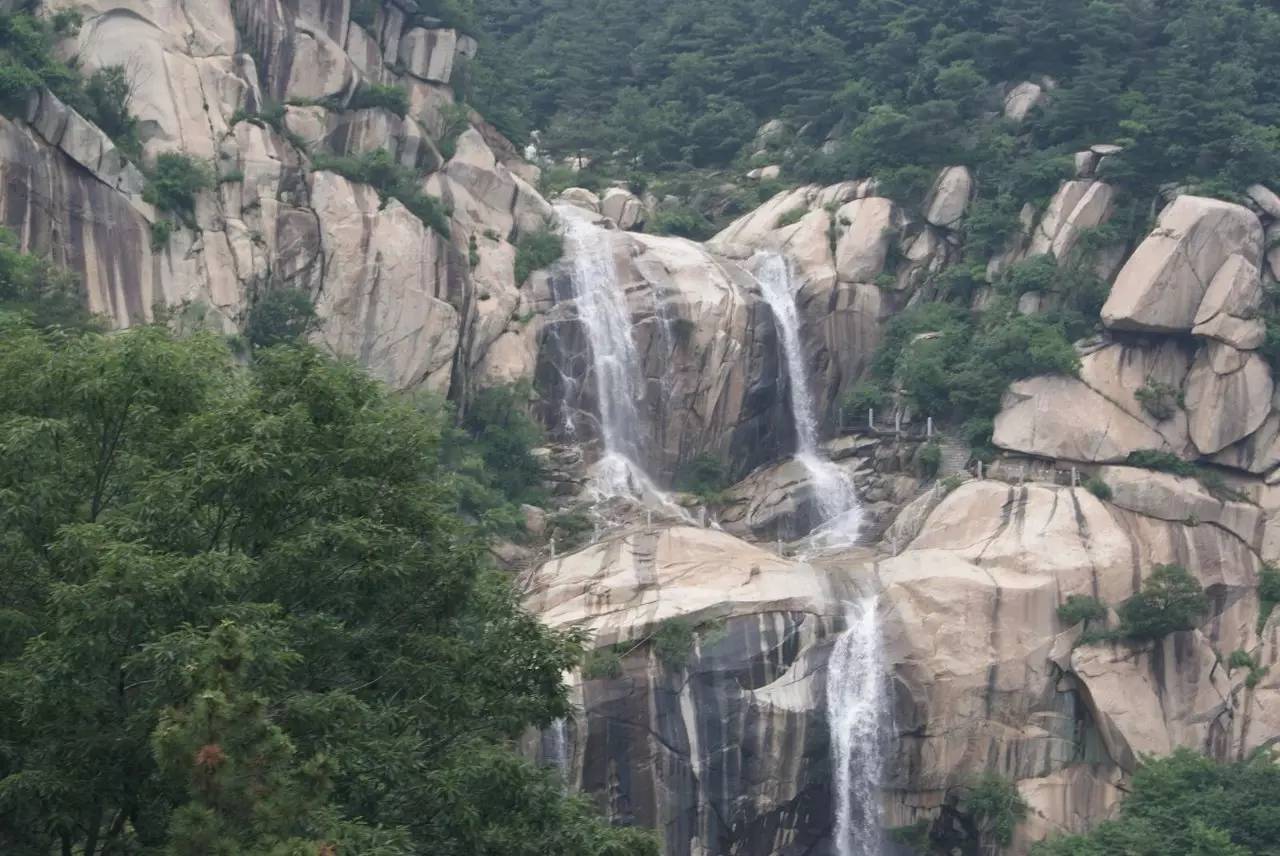 沂蒙山舍，呼吸大自然“臥聽松嘯 伴山而眠”
