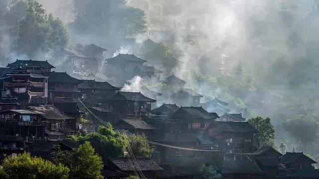 西江千戶苗寨方至客棧民宿，由幸福里團隊打造