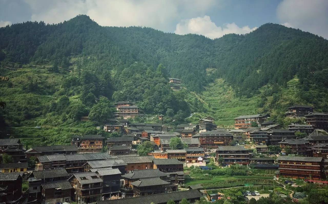 西江千戶苗寨方至客棧民宿，由幸福里團隊打造