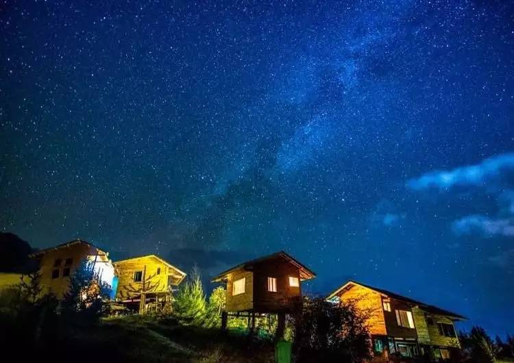若丁山七號營地，無數人向往的“星空露營地”