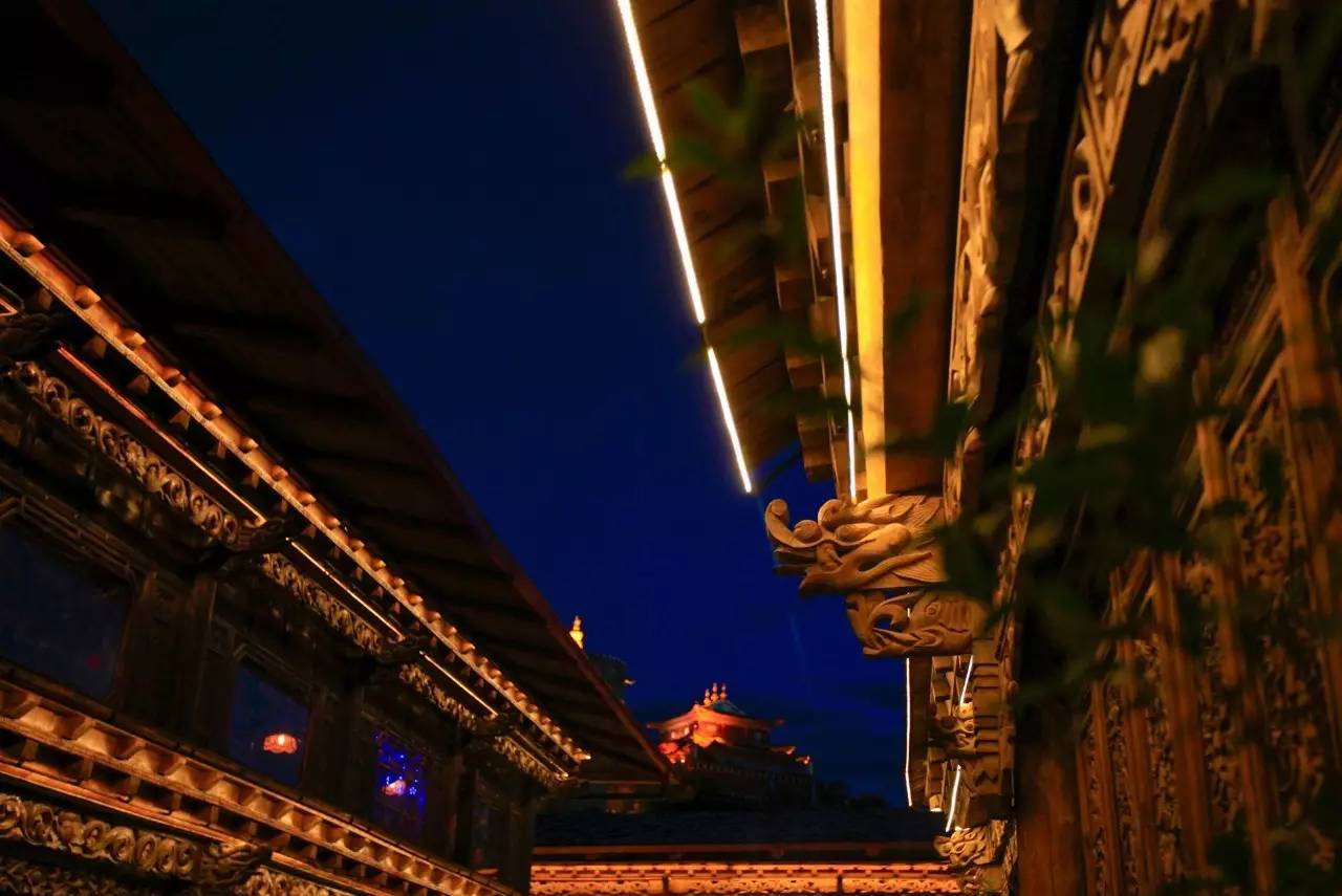 天空之城南杉藝術酒店，在月光之城尋找探索