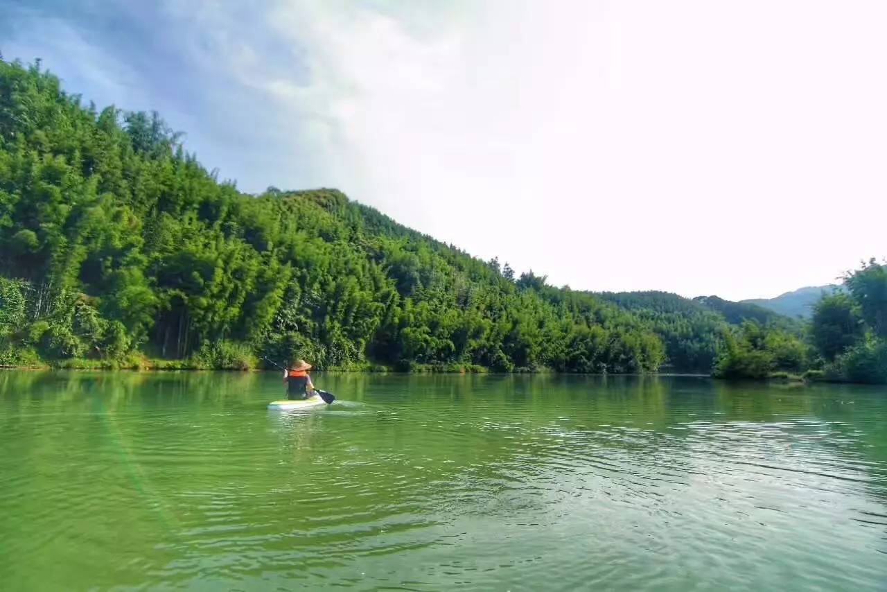 天堂山鄉(xiāng)愛樹民宿,古色古香的童話小鎮(zhèn)