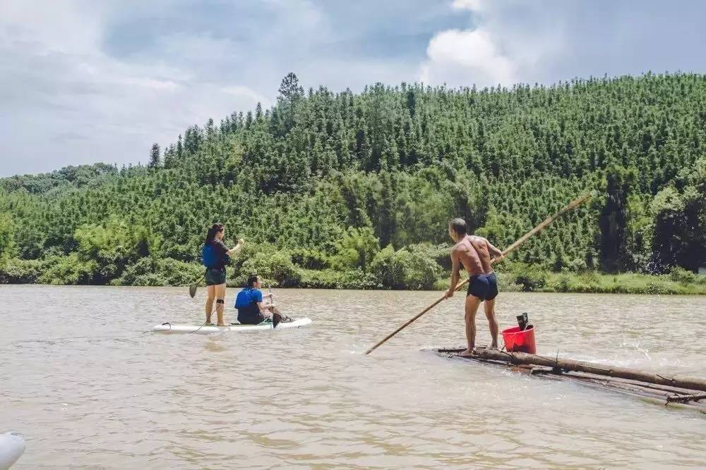 天堂山鄉(xiāng)愛樹民宿,古色古香的童話小鎮(zhèn)