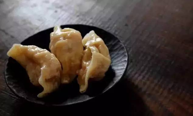 荒無舍民宿，山腳下日出而作日落而息