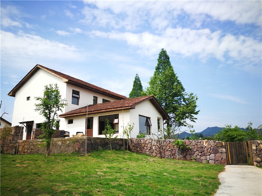 西坡千島湖民宿酒店，瓦爾登湖的自由生活