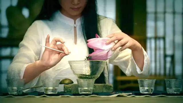 慈舍,悲喜隱去慈從舍生
