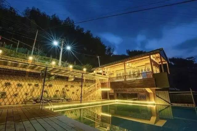閑思居民宿，暢游在清涼山泉