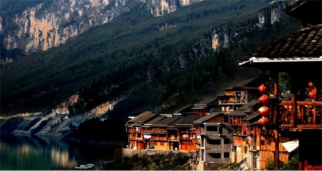  重慶龔灘古鎮觀景樓