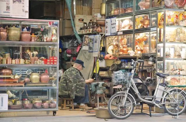 廣州荔灣區(qū)寶源路117號(hào)同古舍