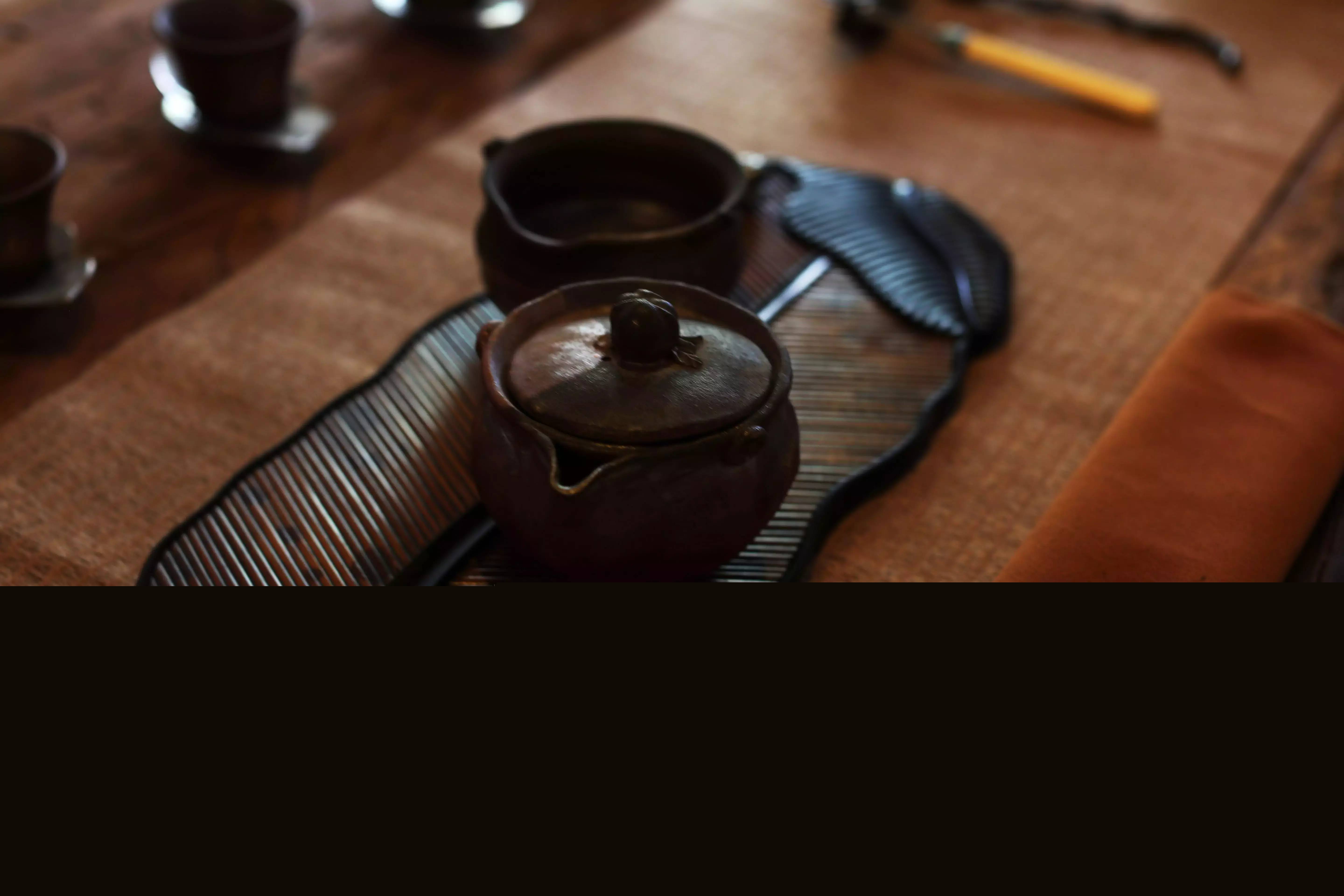 茶桌宏觀世界，茶湯沁人心