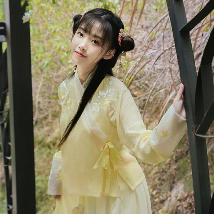 雨縑縑意漢服，清新刺繡襦裙漢服圖片