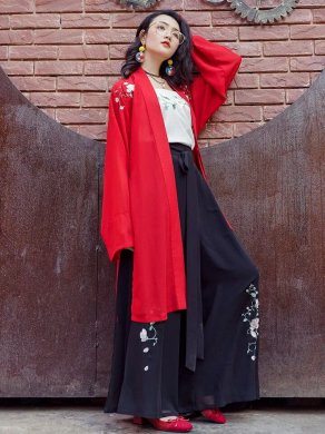 玉簟傳統(tǒng)漢服，中國(guó)風(fēng)刺繡古裝圖片