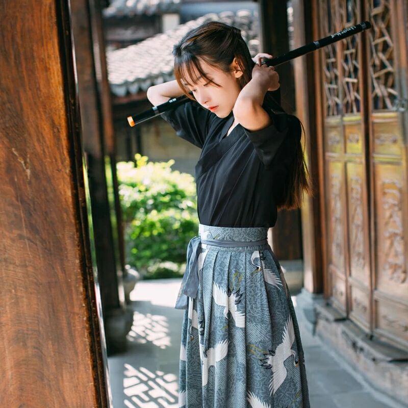 中國風江南素兮漢服，復古套裙漢服圖片