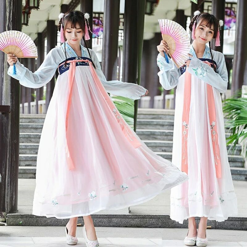 復古中國風長袖漢服，仙女襦裙繡花漢服圖片