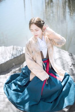 四款大明風(fēng)度的漢服圖片，且看漢服的端莊雅致