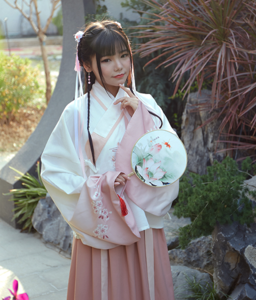 改良交領齊腰曲裾，漸變印花襦裙日常漢服