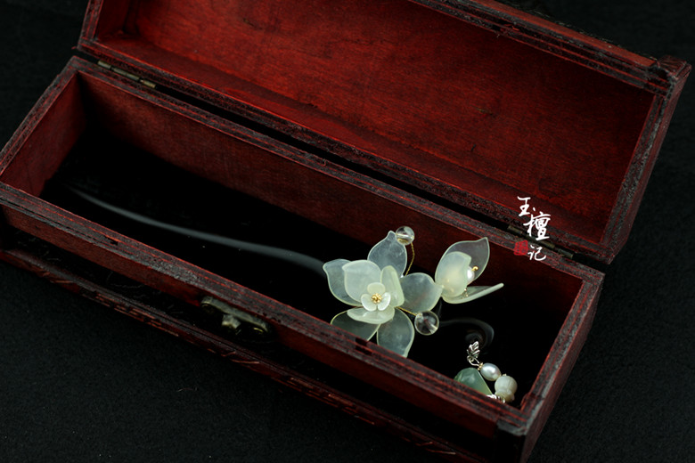 古風(fēng)玉蘭花黑檀木簪子，手工玉簪花頭飾