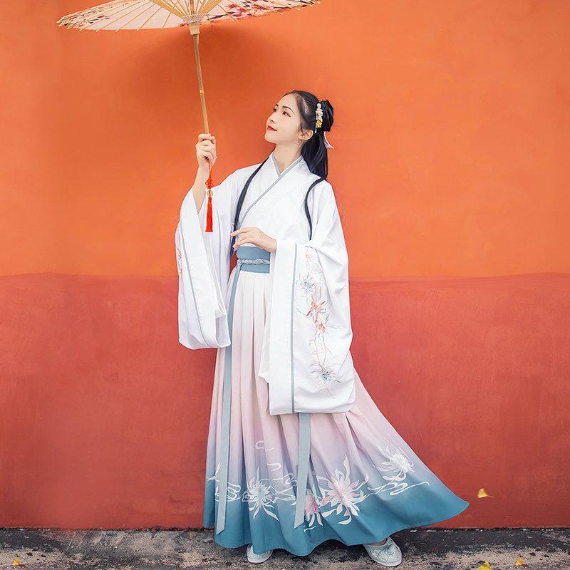 唯美曇花交領齊腰襦裙漢服，漸變印花漢服圖片