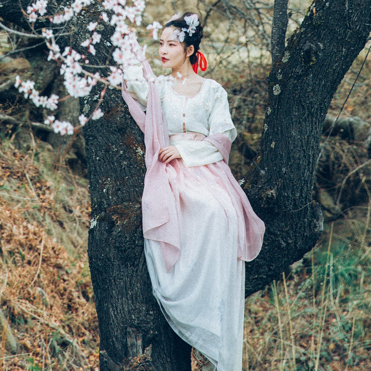 三款魏晉風優雅漢服，配上清新脫俗的你