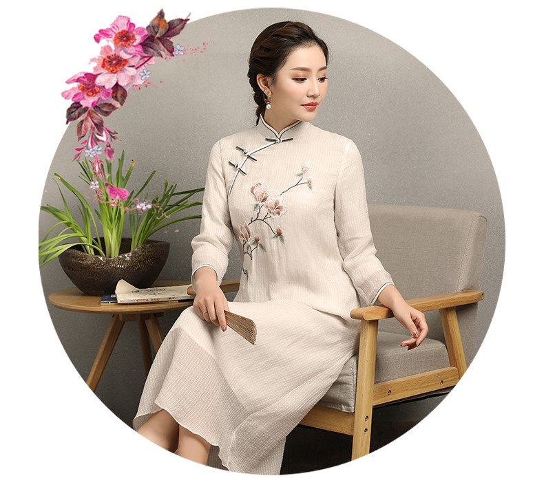 蘭花刺繡素雅旗袍，米白色中長(zhǎng)款旗袍裙