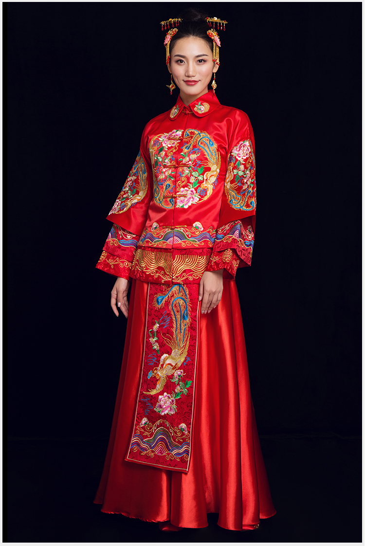 金玉良緣中式禮服，鳳穿牡丹新娘禮服