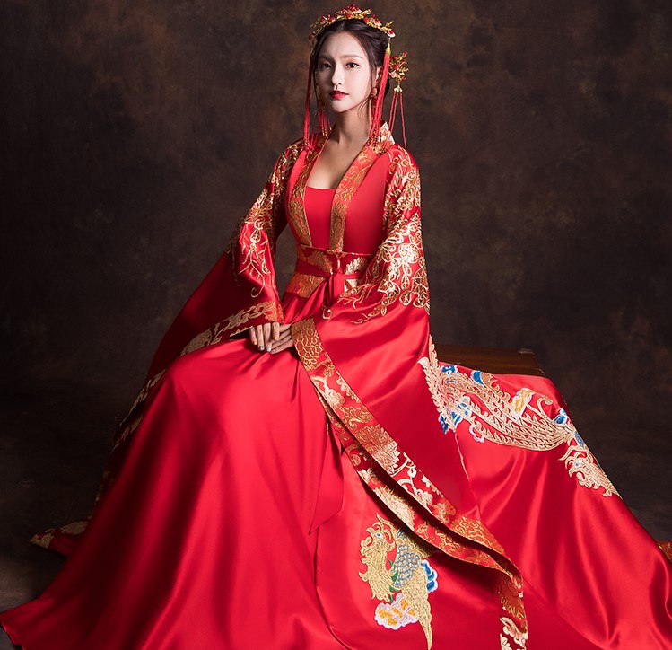 漢服新娘結婚禮服，奢華大氣中式禮服