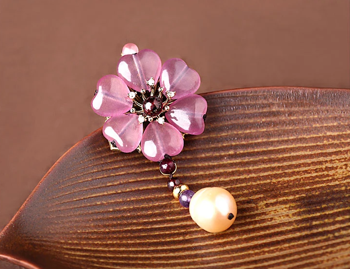 紫色優雅花朵胸針胸花飾品