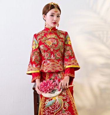 唯美中國風中式禮服，鳳牡丹刺繡新娘禮服