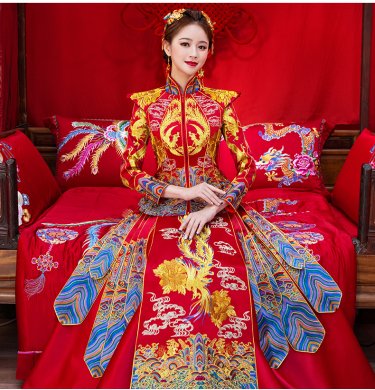 花開牡丹中式禮服，古韻悠揚奢華刺繡新娘禮服