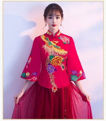 古典韻味中式禮服，鳳凰刺繡新娘結婚禮服