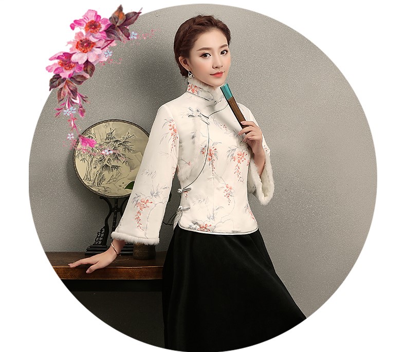 白色淡雅花靈復古兔毛包邊女士唐裝