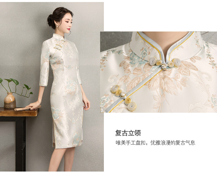 清新淡雅繡花旗袍，中袖優雅旗袍裙
