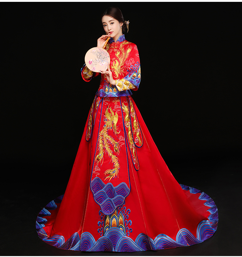 水波紋刺繡中式禮服，奢華拖尾新娘結婚禮服