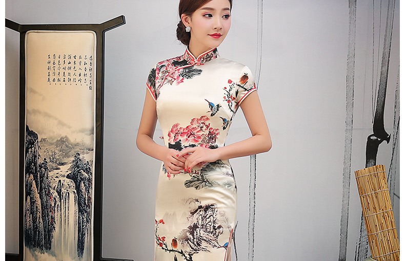 淡黃色水墨印花旗袍，復(fù)古真絲旗袍裙