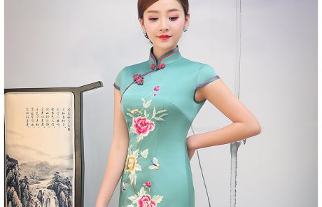 復古繡花旗袍，短袖真絲旗袍裙